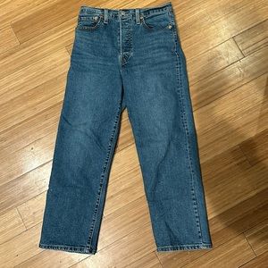 Levi Ribcage Straight Ankle Jeans - Women’s Size 27